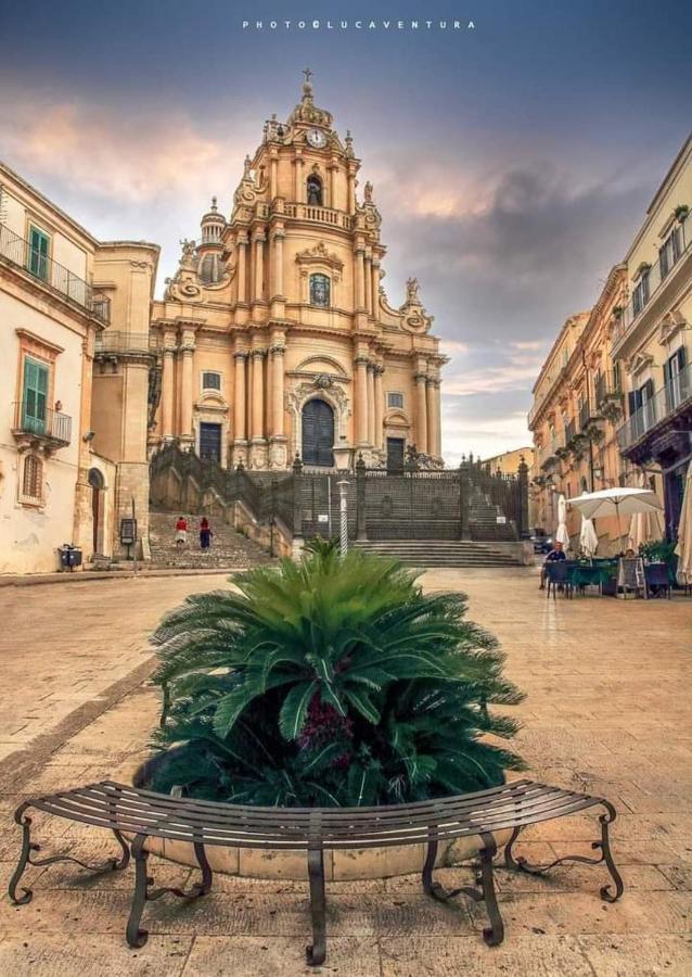 Casa Vacanze Bella Vista Ragusa Exteriör bild